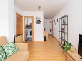 Piso diseño con piscina y garaje