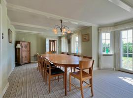 Historic Farmhouse From 1848, hotell i Hårby