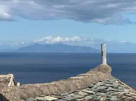 Tour XIIIe siècle, vue mer, Cap Corse