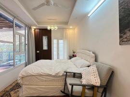 Hawer Inn - wadi bani Khalid, hotel di Biḑ‘ah