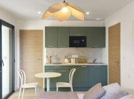 Studio dans Maison Familiale, Hotel in Locoal-Mendon
