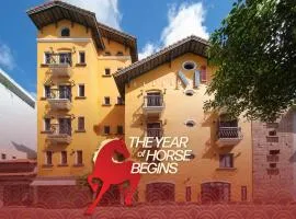 M Village Living Cách Mạng Tháng 8