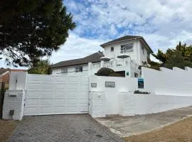 Ameni Air B&B