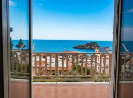 Faraglioni Sea Terrace