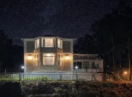 Lans Bliss Villa 2BHK with Sunset View by Homeyhuts