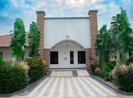 Kinga Resort, hotel u gradu 'Masaku'