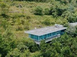 The SkyView Villa Homestay