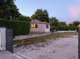 One-Bedroom Holiday Home In Zminj