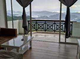 Silverpar B5-5-1 Mountain View(walk up 2 floor up), hotel di Bukit Fraser