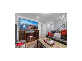 Modern Family Gateway 2-duplexes by YDSH GuestMind: Olathe şehrinde bir otel