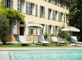 Historic House In The Heart Of Provence