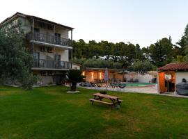 Aggelos Grand，考考納里斯的飯店