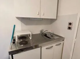 Studio fonctionnel DOUTRE