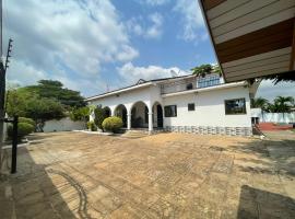 Nteasee House Bed & Breakfast – hotel w Akrze