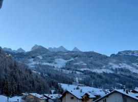 Casa Tonino、プレダッツォのホテル