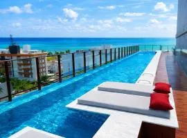 AQ03-Belíssimo flat c/terraço a poucos mts do mar