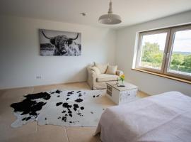 Lindenhof Apartments, hotel en Hülben