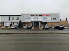 Hotel Riviera, hotel em Mierzyn