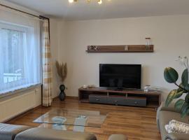 Schöne, große Wohnung mit 3 Betten, hotel in Bramsche