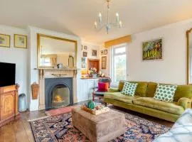 4 Bed in Galmpton oc-h34756