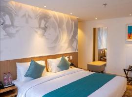 The Atlantiis Suites Near Temple Cooridor, hotel di Varanasi