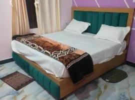 Hotel Dharma palace