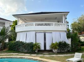 Cosy Cottage Marine Park at Malindi Beach, hotel i Malindi