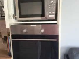 Bursledon Peewit Hill, Home from Home