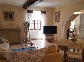 Les Roues de L'Isle - CHARMING APARTMENT