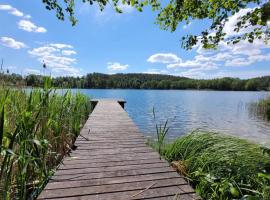 Domki Płociczno z własną plażą, hotel a Płociczno