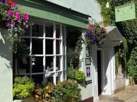 安扎克街B +小酒館住宿加早餐旅館，達特茅斯的精品飯店