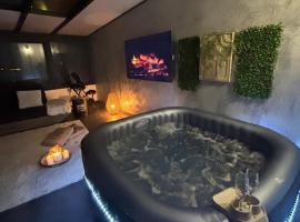 L abricosy, hotell i Drancy