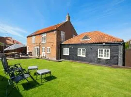 8 Bed in Bacton oc-2383