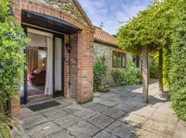 2 Bed in Sharrington oc-h32406