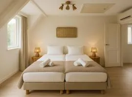 14P 6B Riverfront Villa with Jacuzzi Dock Gameroom