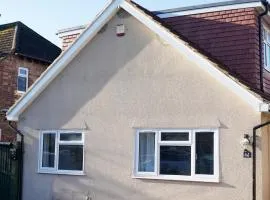 46DW-02 Dreams Unlimited Contractor Home in Ashford