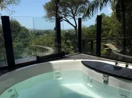 Casa em meio a natureza com vista para mar e lagoa