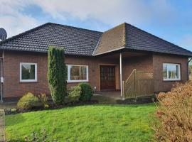 Holiday home Nordseeglück, Hotel in Westerholt