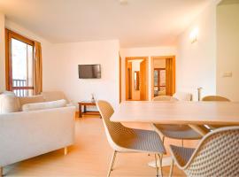 3H Cerca de Grandvalira, Nieve y Pistas I AndBnB、ソルデュのホテル