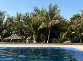 The Six-Bedroom Spring Retreat, готель у місті Дібба