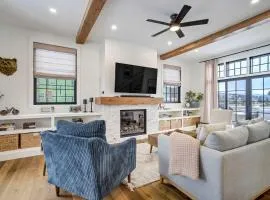 Bluebird Lookout Stunning South Main Mountain Home