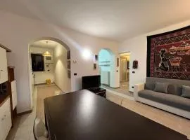 Kibilù Spacious Family Apartment near Hospital & City Center