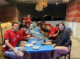 Grand Square Hostel Luxor, hotel a Luxor