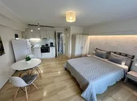 Pythagoreio Main Street Apartment