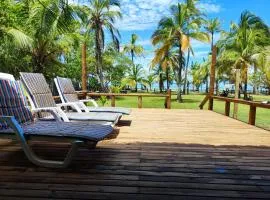 Cabaña con Deck Frente al Mar para 8 personas