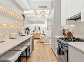 Boston Brookline Penthouse Rare 4BR 4BA