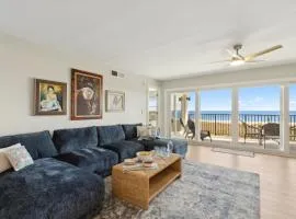 Renovated at Amelia South (H2) - Oceanfront Balcony - Pool - Steps from the Beach