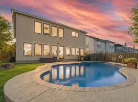 Georgian Oasis with Private Pool - An Irvie Home