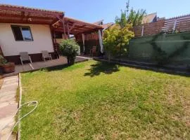 Casa completa con patio en Villa Alemana