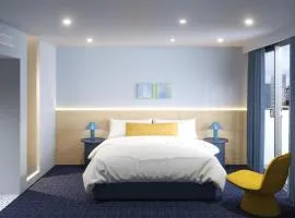 lyf on Elizabeth Melbourne